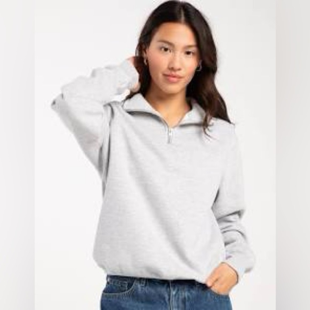 Tilly’s Gray Quarter Zip